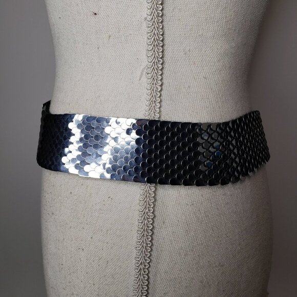 Mediaeval Metal Silver Tone Scale Floral Buckle Stretch Belt OS - Picture 6 of 7